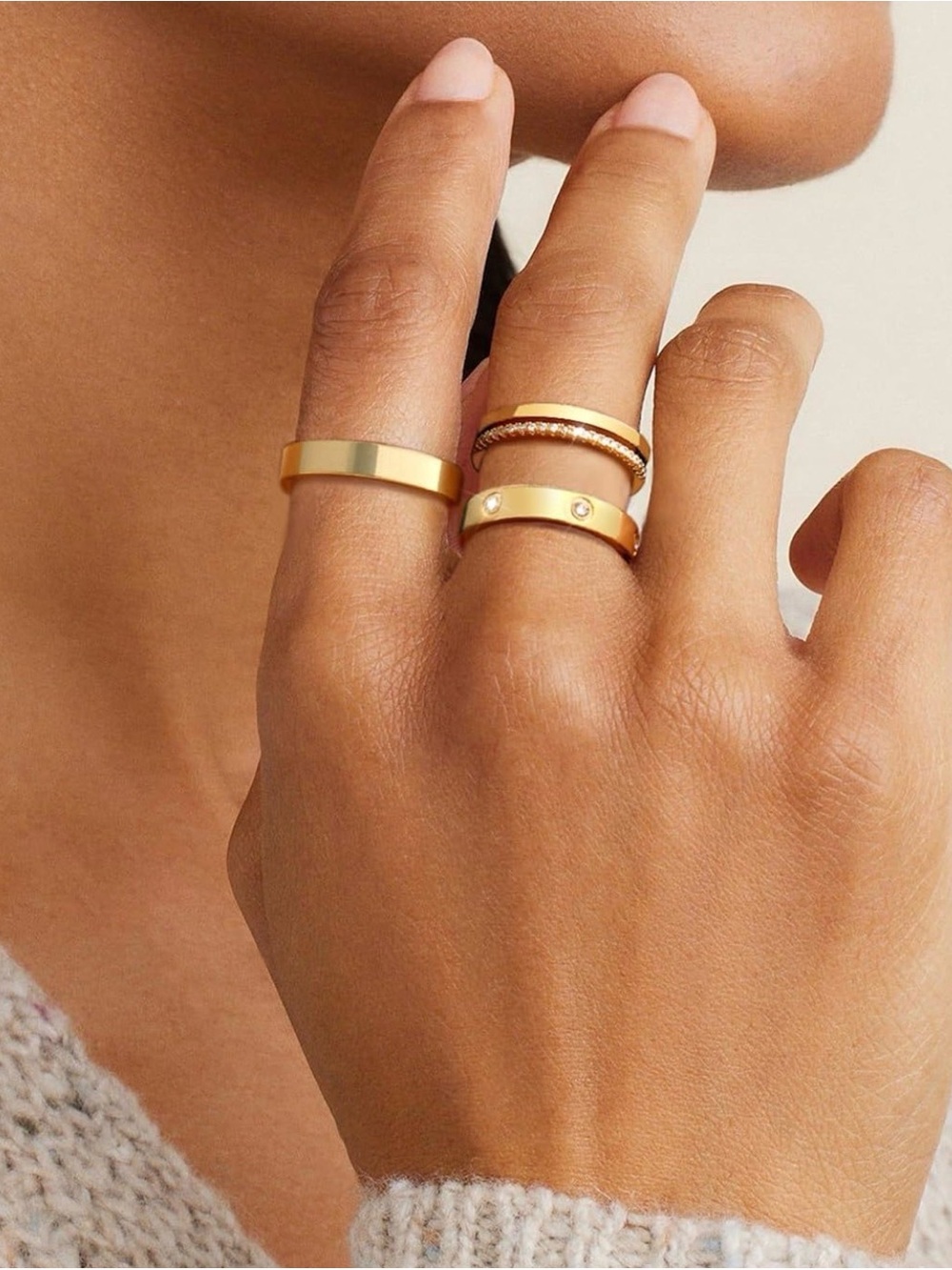 Non Tarnish Dainty 14K Gold Plated Stackable Rings Cubic Zirconia Ring Set